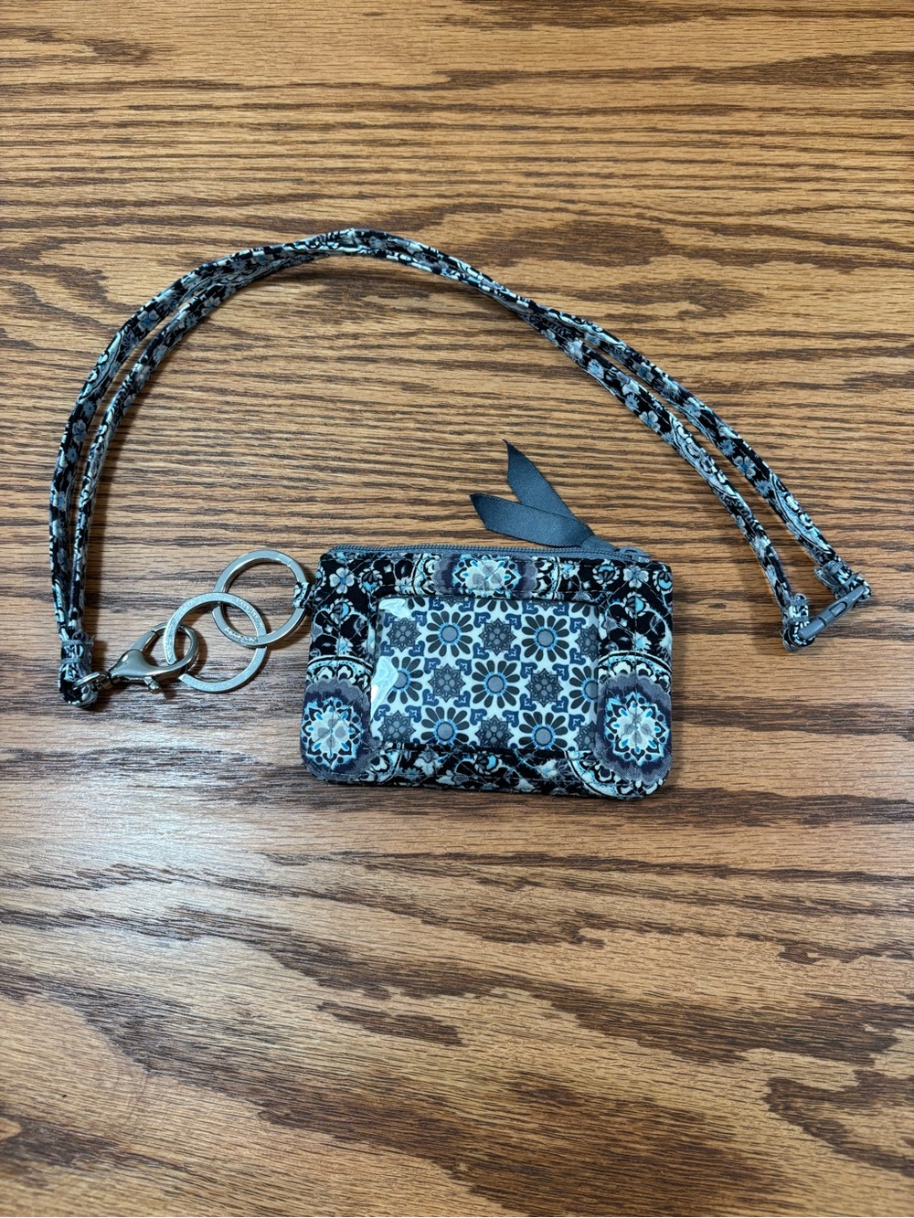 Vera Bradley Zip ID Case Wallet Breakaway Lanyard Charcoal Medallion Retired